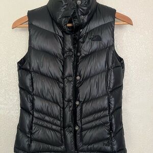 The North face puffer vest 700